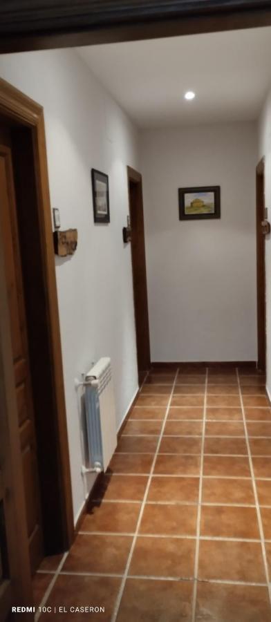 Albergue El Caseron De Fuentes Carrionas Cardano de Abajo Exterior photo